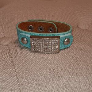 Teal Leather snap on bracelet